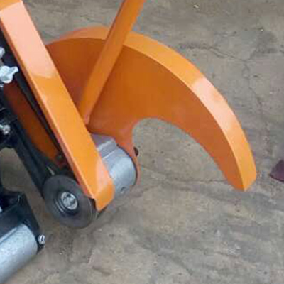 鋼軌鋸軌機(jī)細(xì)節(jié)2